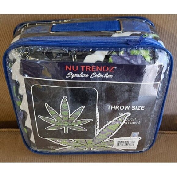 New Native Pot Leaf Plush Throw Gift Blanket Marijuana Leaves Fleece SmokeWeed - Picture 3 of 3